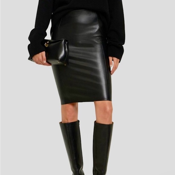 Wolford NWT Black Jenna Pencil Skirt - Picture 2 of 5